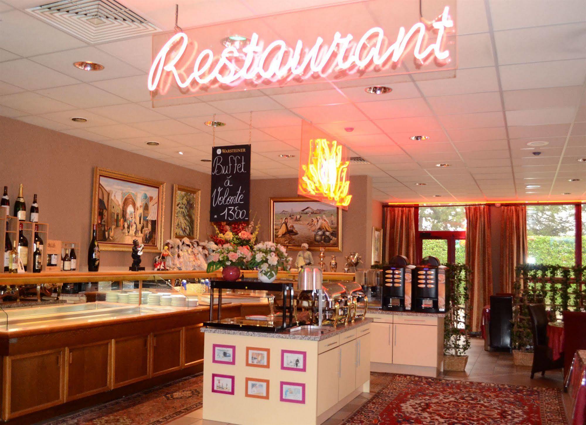 Hotel Siatel Besancon Chateaufarine Buitenkant foto